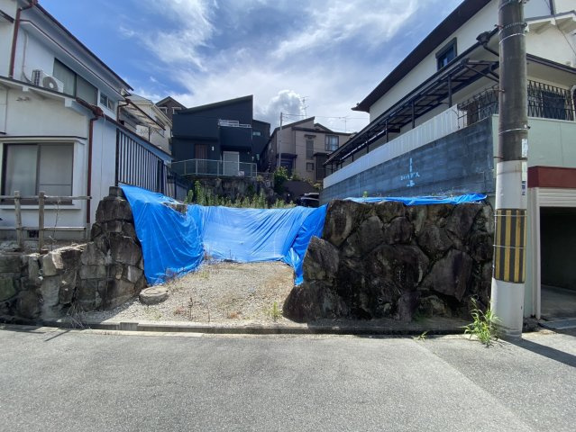 豊中市本町９丁目土地の外観|西側から見た現地！