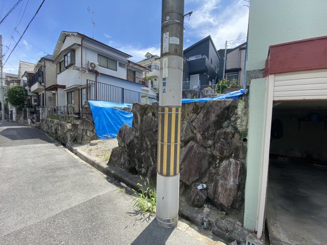 豊中市本町９丁目土地の外観|南西側から見た現地！