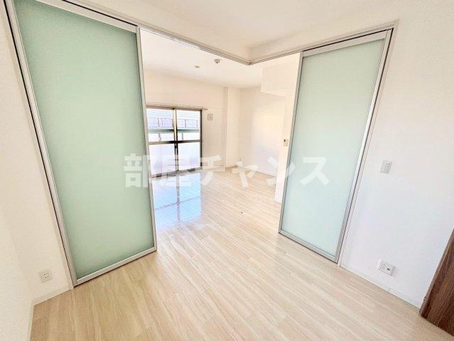Twin Owls(ツインアウルズ)の居間・リビング