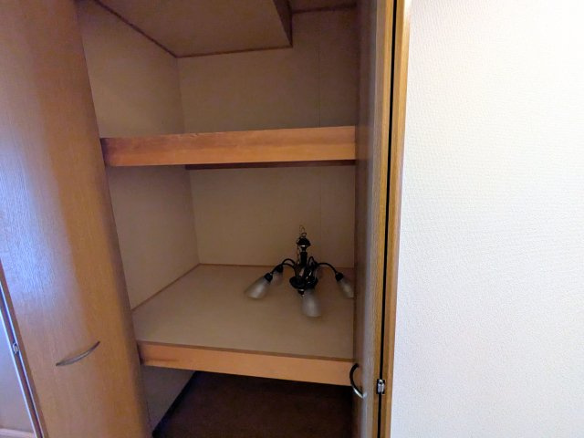 スプレンド保免の収納|                                                  