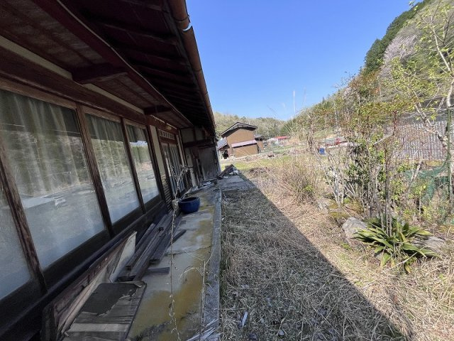 丹波篠山市大藤　戸建て1の庭|簡単な家庭菜園も楽しめるお庭です