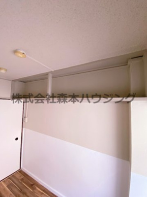 【収納】 | 　ビレッジハウス私部1号棟 | 便利な上棚収納があります