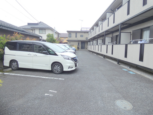 シティハイム　グランツの駐車場
