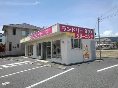 【周辺】 | クレストールエム | 美洗館　松岡店まで92m