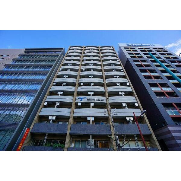 URBAN FLATS江坂の外観