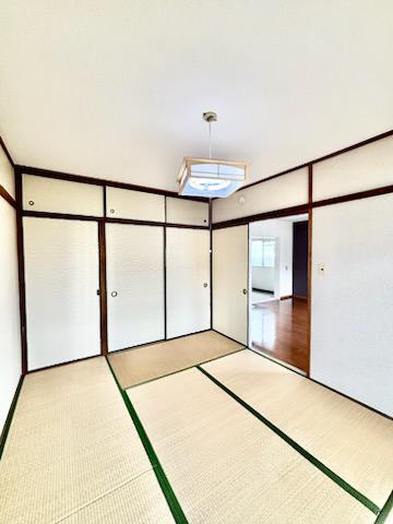習志野台セントラルマンションの和室|南面採光の明るいお部屋です。