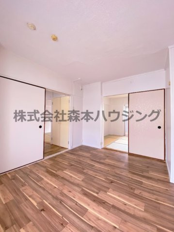 【居間・リビング】 | 　ビレッジハウス私部2号棟 | 使いやすい居間です