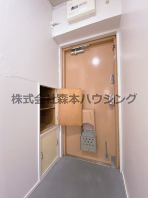 【収納】 | 　ビレッジハウス私部2号棟 | シューズボックスついてます