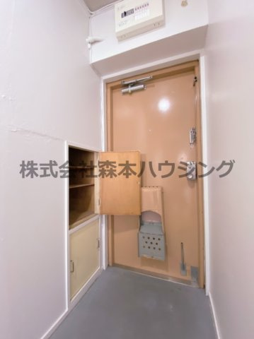【収納】 | 　ビレッジハウス私部2号棟 | シューズボックスついてます
