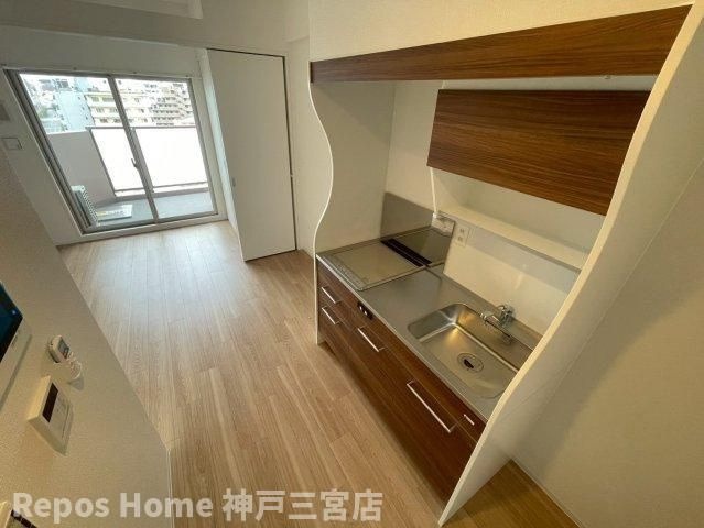 セレニテ元町アリエのキッチン