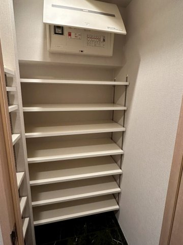 メゾンカルム本郷の収納
