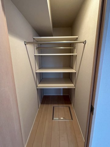 メゾンカルム本郷の収納