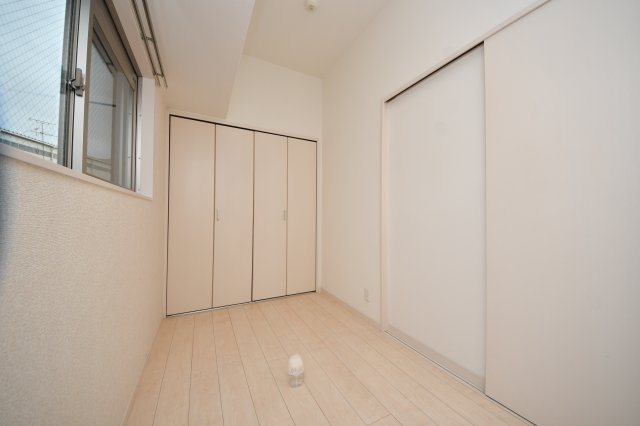  ERIOS COURT 中津口 の洋室