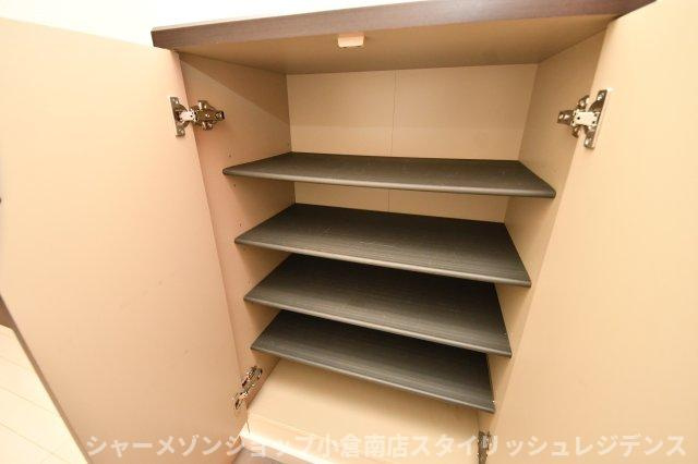 サンルーヴルの収納
