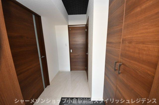 プレジデンスザ・小倉 の玄関