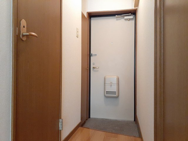 マ．メール．ロアの玄関