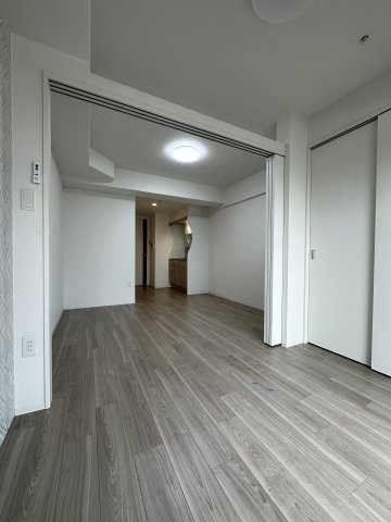 【洋室】セレニテ本町東リアン