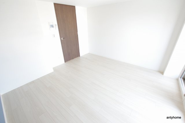 エグゼ難波南6　仲介手数料無料の洋室