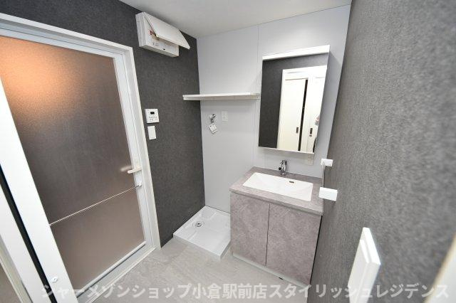 ヒルクレスト片野グランデIの独立洗面台