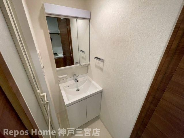ラヴ神戸三宮の洗面所