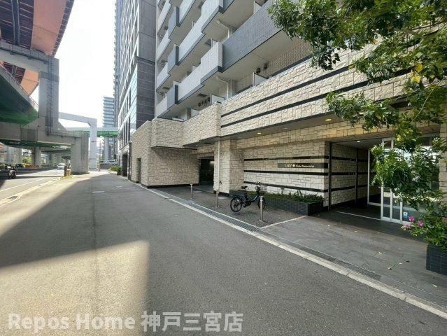 ラヴ神戸三宮のエントランス