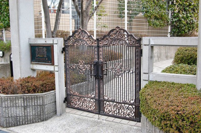 【エントランス】 | ライオンズヒルズ高槻