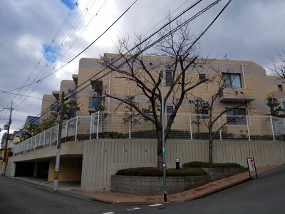 【外観】 | ライオンズヒルズ高槻