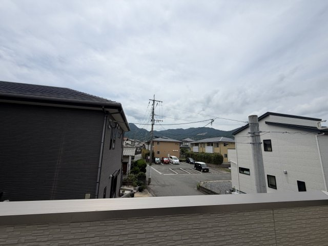 【展望】 | 福岡市西区野方２丁目 戸建て | 周辺の落ち着いた街並みを望む眺望です