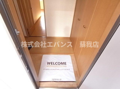 【玄関】 | グレイスタウン蘇我A