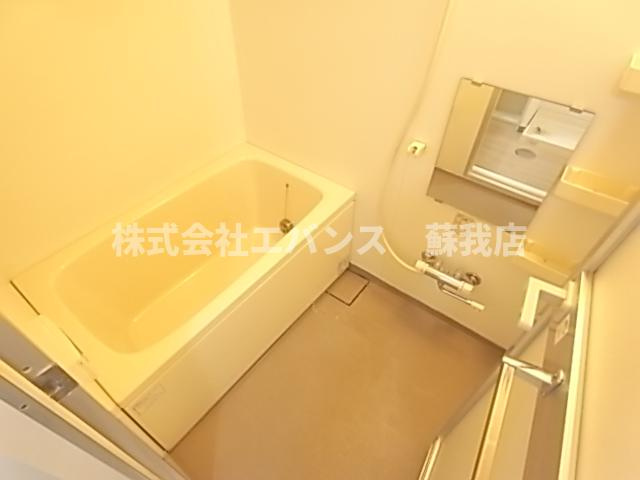 【浴室】 | シャトーイノハナ | ゆったり過ごせるお風呂です