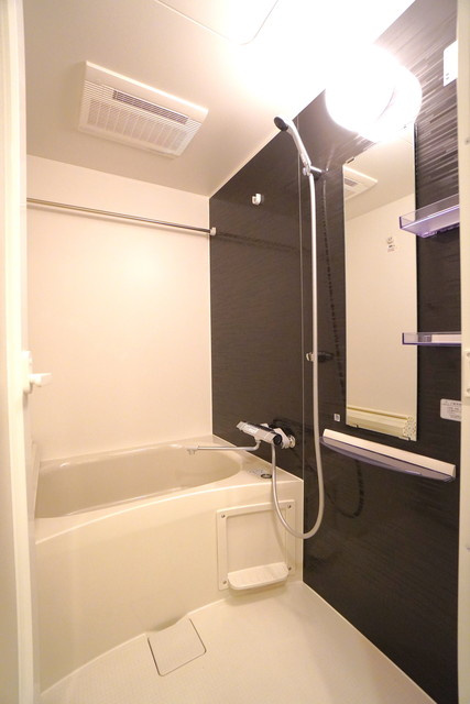ＣＲＥＡＴＩＦ池袋本町の浴室|※写真は同タイプ住戸です。