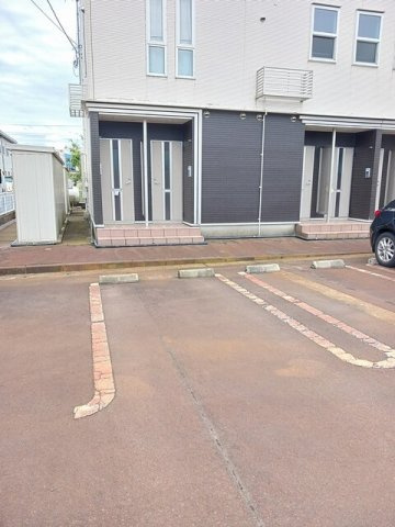 ガーデン　ハーモニーＢの駐車場