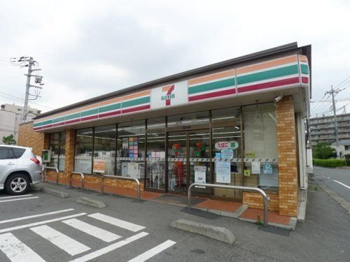 レオパレスラゲットの周辺