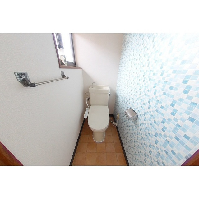 本巣市政田の一戸建てのトイレ