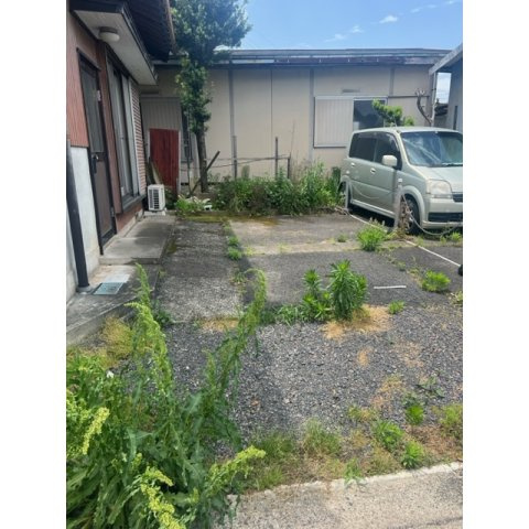 本巣市政田の一戸建ての駐車場