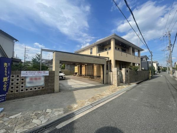 【前面道路含む現地写真】 | 毎日のお散歩も快適なエリアで、ゆとりある住環境が整っています。