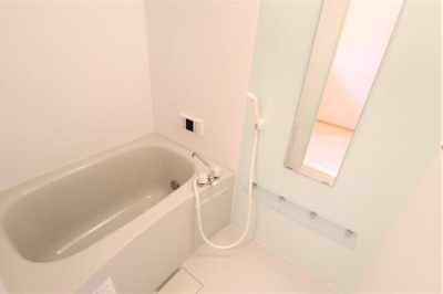 【浴室】 | メイサ氷川 | 写真は別のお部屋のものです。