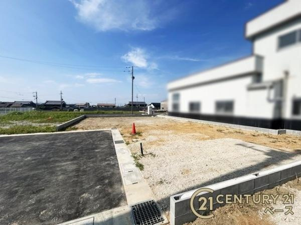 葛城市林堂 ２号棟 ／新築一戸建のその他|■現地撮影写真■ 道路との高低差もまったくありません。