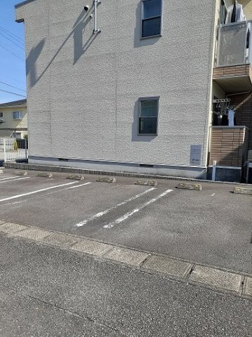 メイプルの駐車場