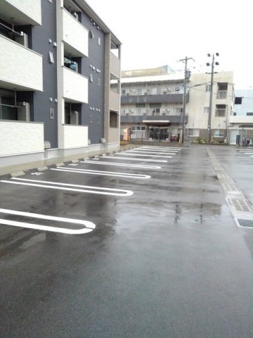 サクラーノ　Ⅰの駐車場