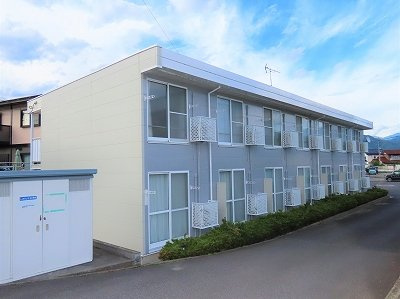 レオパレス諏訪形の外観