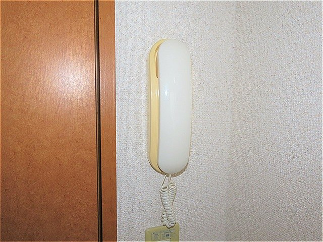 レオパレス諏訪形のその他|インターホンあり