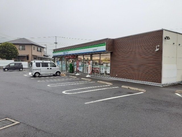 トレ・パーチェ西連寺　Ⅰの周辺|ファミリーマート新居浜中筋店まで1000m