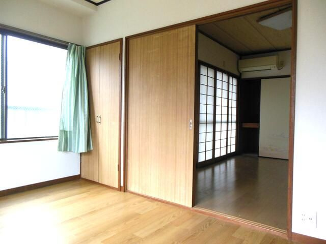 グラースハイツの洋室