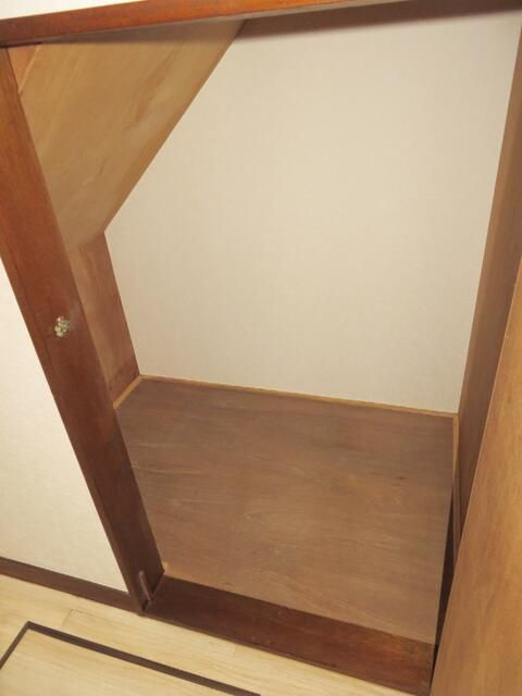 フラワーハイツの収納
