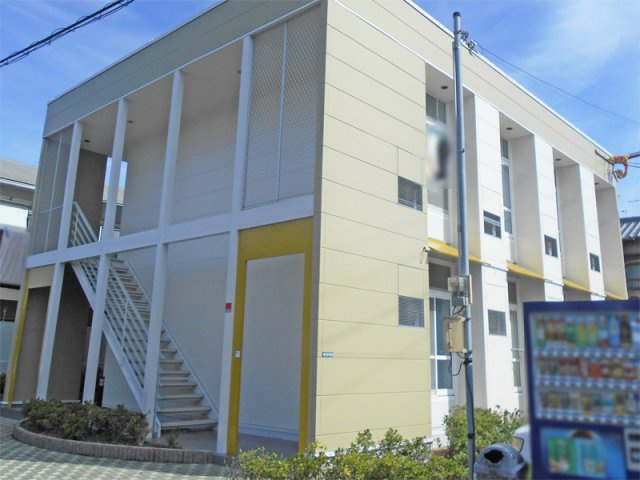 レオパレスプラムＩの外観
