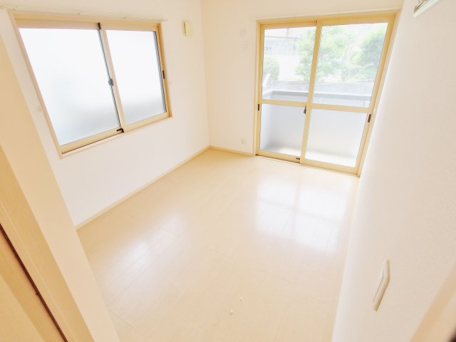 セジュール大原 弐番館の寝室