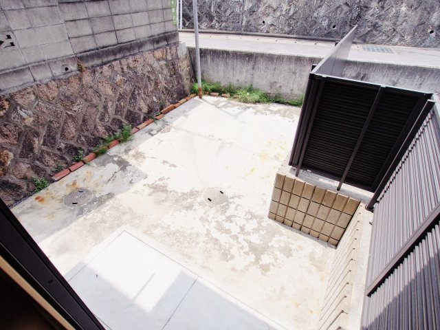 セジュール大原 弐番館の庭
