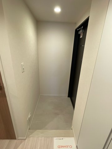 墨田区本所４丁目の賃貸マンションの玄関