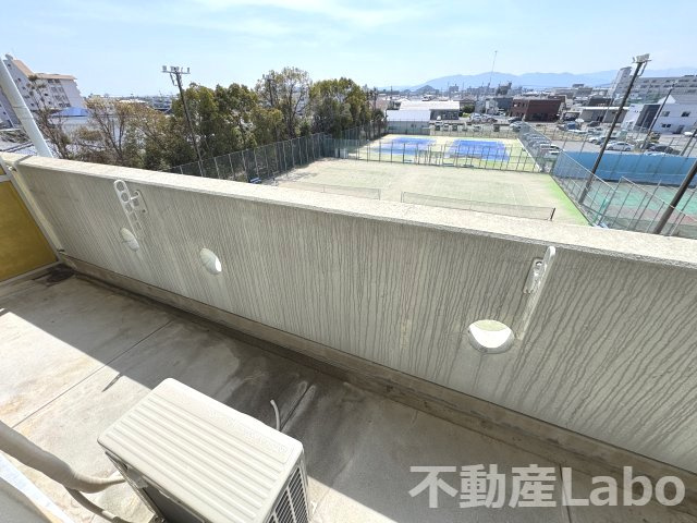 パレシャンドゥリエのバルコニー